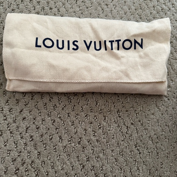 Louis Vuitton compact zippy wallet - Picture 2 of 16